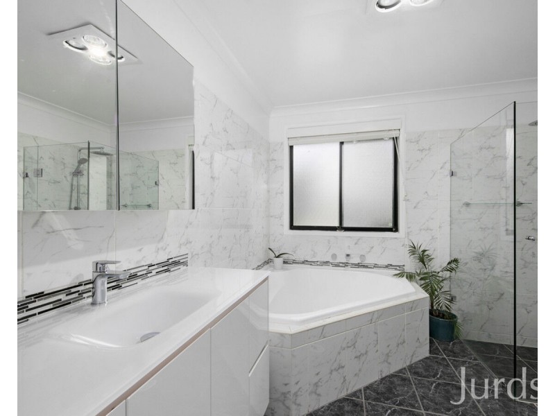 2 Hanwood Road, North Rothbury NSW 2335