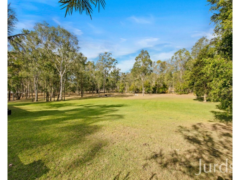2 Hanwood Road, North Rothbury NSW 2335