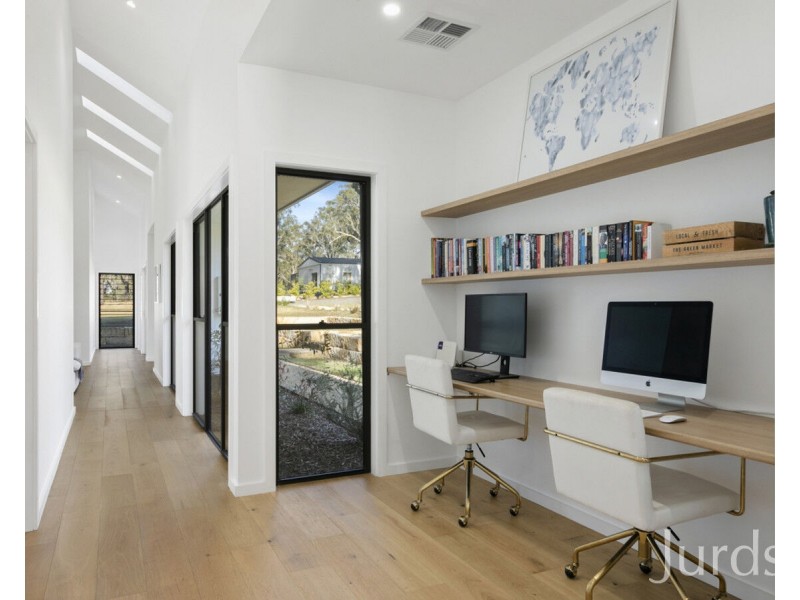 29 The Ballabourneen, Lovedale NSW 2325