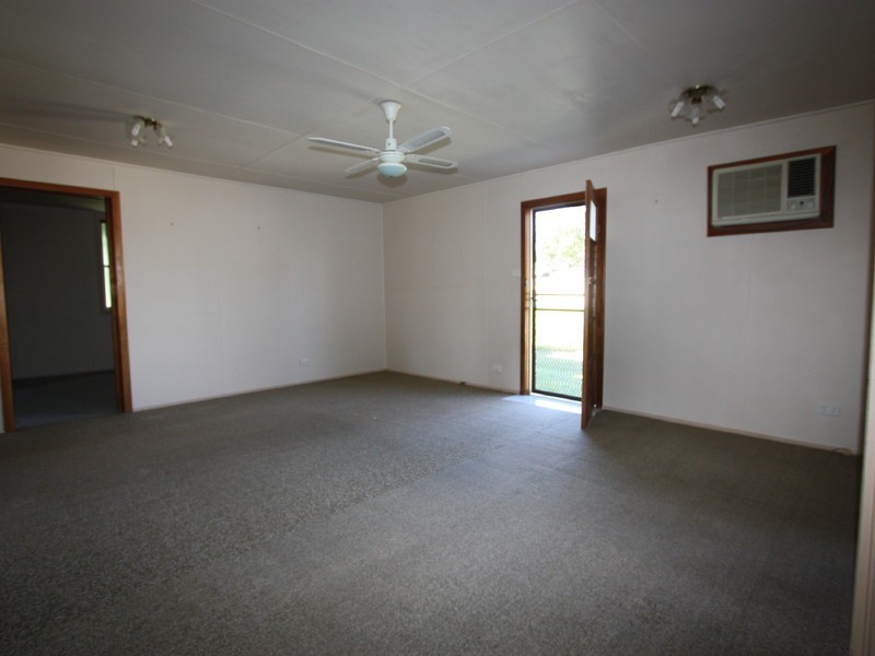 14 Dixon Street, Cessnock NSW 2325