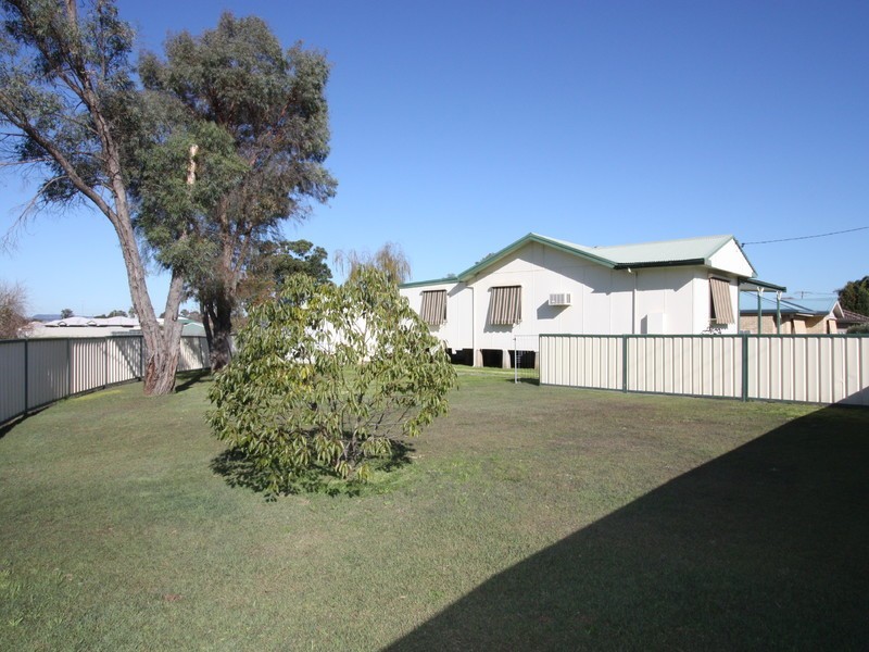 14 Dixon Street, Cessnock NSW 2325