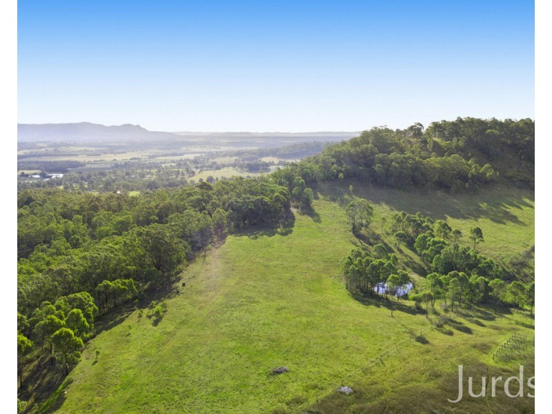 136 Talga Road, Lovedale NSW 2325