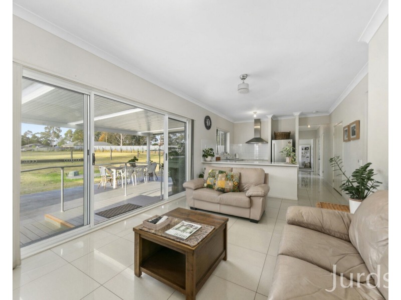26 Jeffries Street, Kearsley NSW 2325