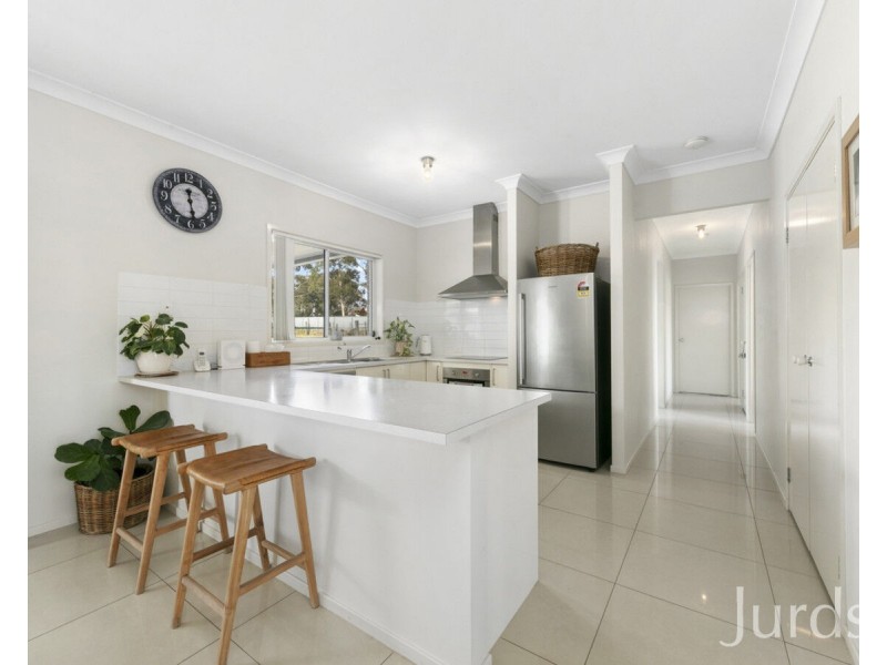 26 Jeffries Street, Kearsley NSW 2325