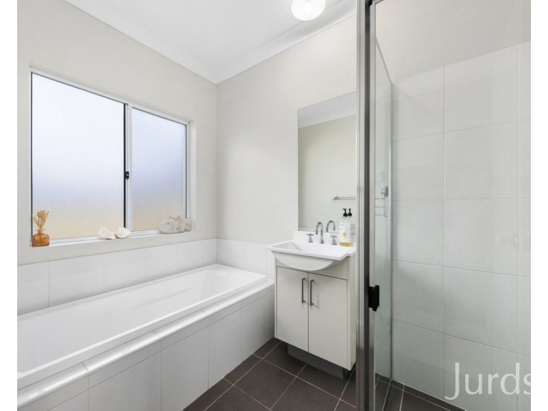 26 Jeffries Street, Kearsley NSW 2325