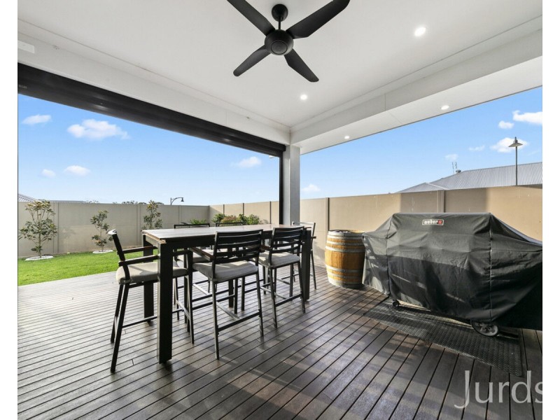 25 Kesterton Rise, North Rothbury NSW 2335