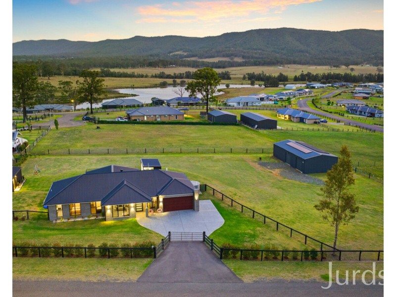 12 Elvin Circuit, Millfield NSW 2325