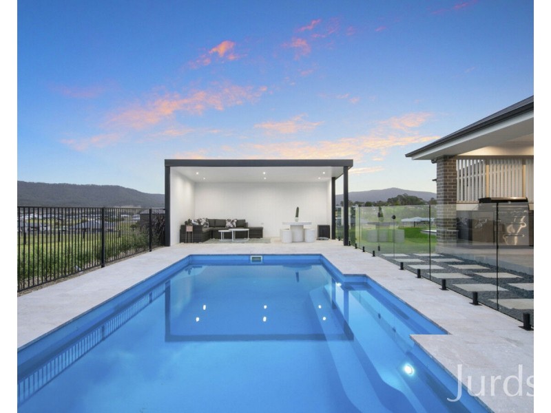 12 Elvin Circuit, Millfield NSW 2325