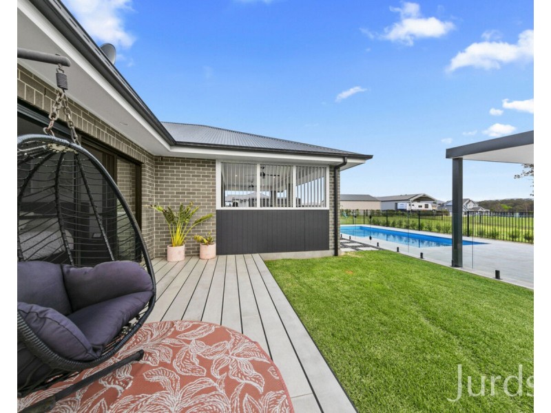 12 Elvin Circuit, Millfield NSW 2325