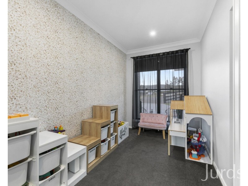 12 Elvin Circuit, Millfield NSW 2325