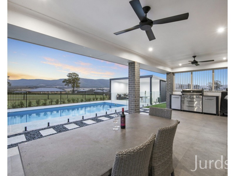 12 Elvin Circuit, Millfield NSW 2325