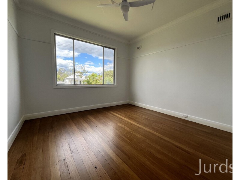 37 Melbourne Street, Abermain NSW 2326