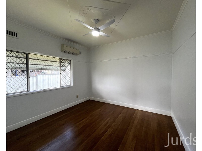 37 Melbourne Street, Abermain NSW 2326