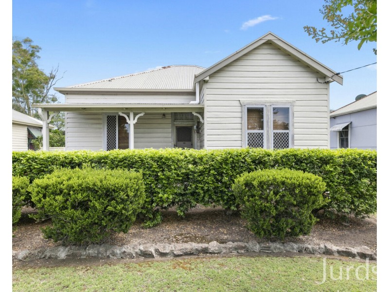 48 Wollombi Road, Cessnock NSW 2325