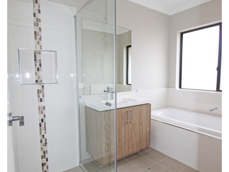 9 Abberton Parkway Drive, North Rothbury NSW 2335