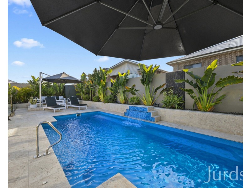 17 Emerton Road, North Rothbury NSW 2335