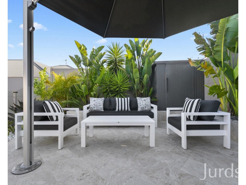 17 Emerton Road, North Rothbury NSW 2335