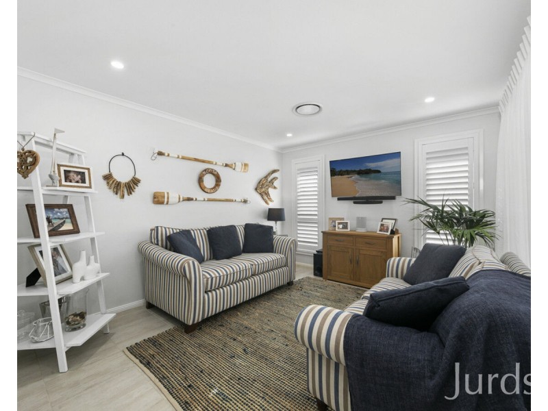 17 Emerton Road, North Rothbury NSW 2335