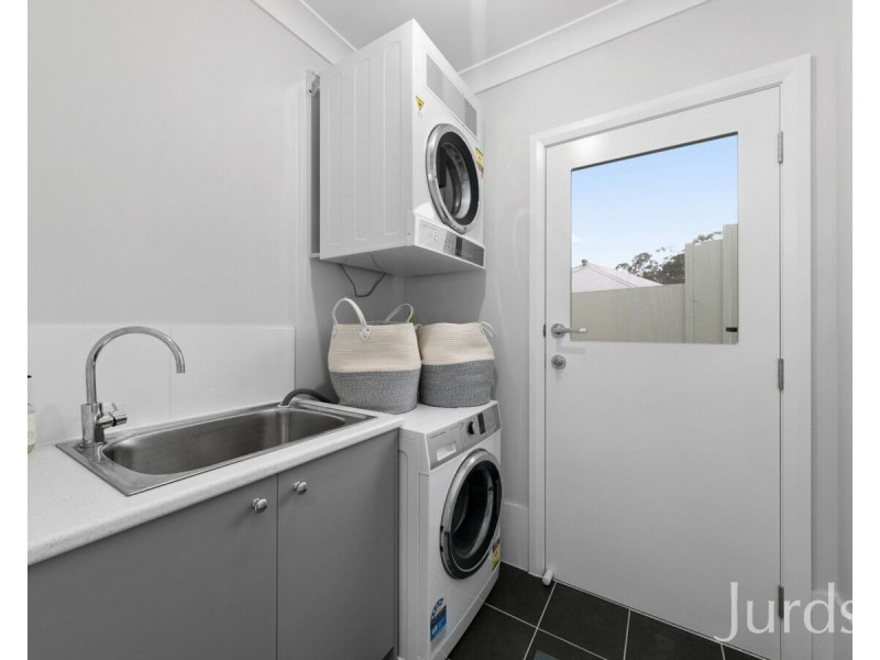 66 Jamieson Drive, North Rothbury NSW 2335