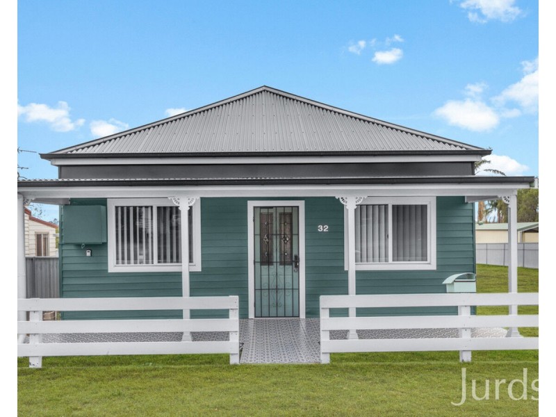 32 Love Street, Cessnock NSW 2325