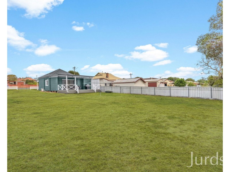 32 Love Street, Cessnock NSW 2325