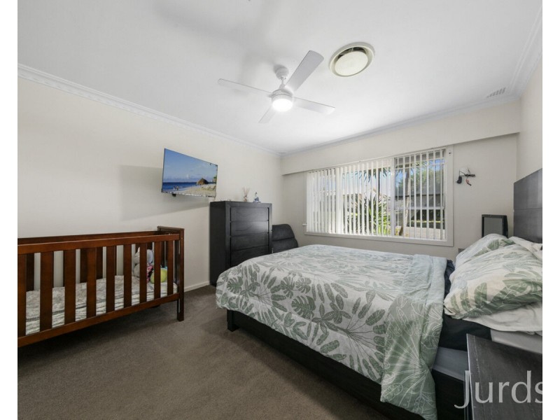4 Fourth Street, Weston NSW 2326