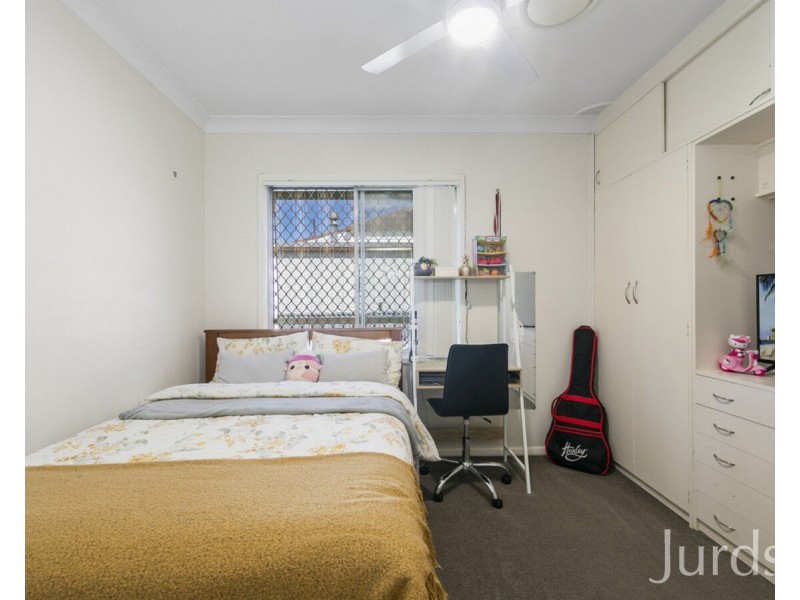 4 Fourth Street, Weston NSW 2326