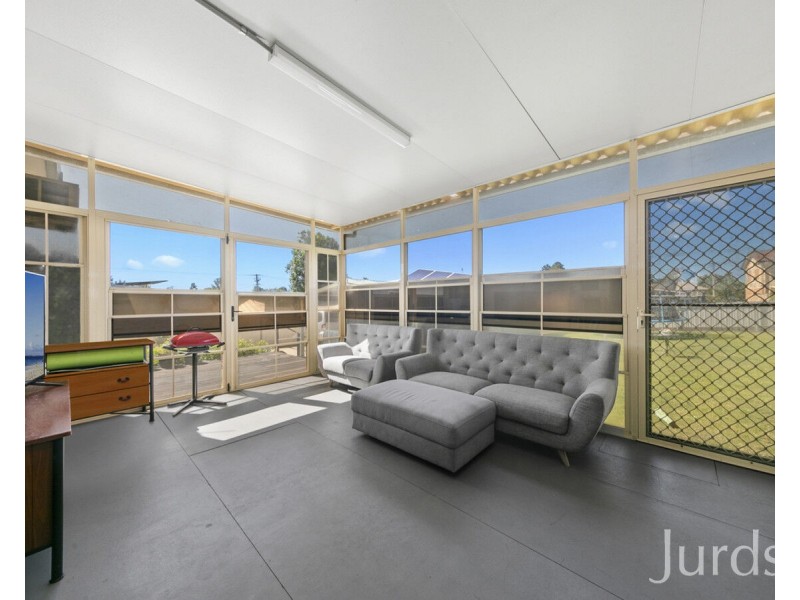 4 Fourth Street, Weston NSW 2326