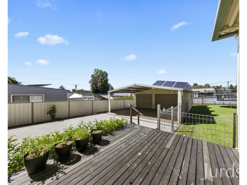 4 Fourth Street, Weston NSW 2326