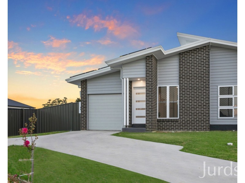 2/12 Waterfort Close, Bellbird NSW 2325