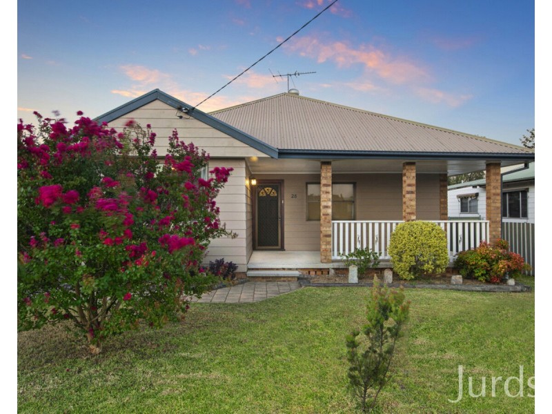 28 Anzac Avenue, Cessnock NSW 2325