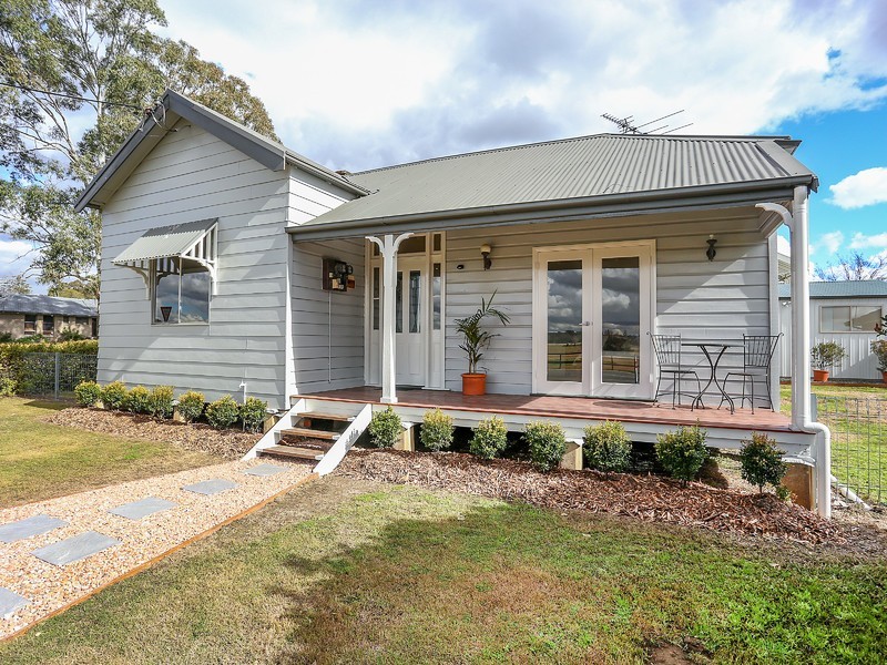 115 Wine Country Drive, Nulkaba NSW 2325