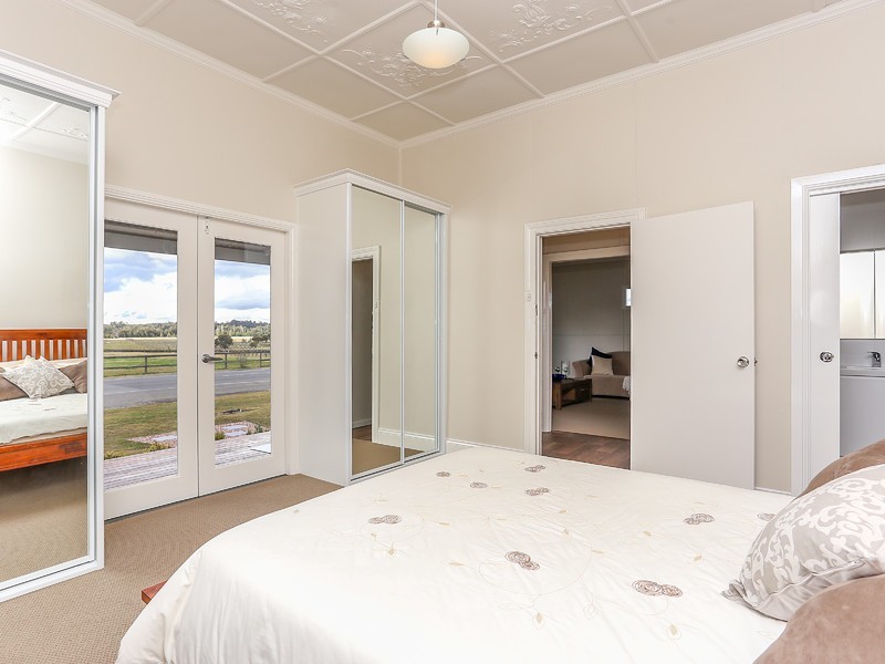 115 Wine Country Drive, Nulkaba NSW 2325