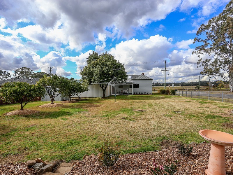 115 Wine Country Drive, Nulkaba NSW 2325