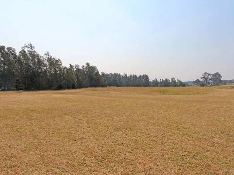 32 South Street, Ellalong NSW 2325