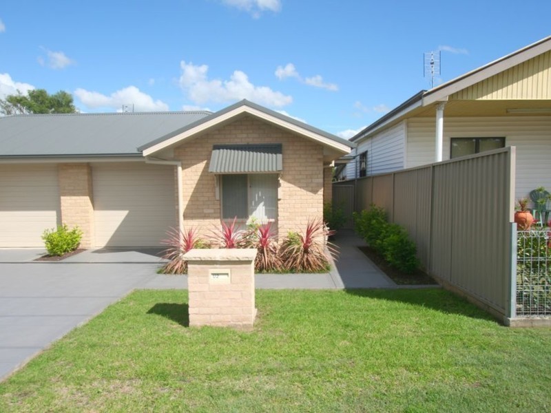 2/1 George Street, Cessnock NSW 2325