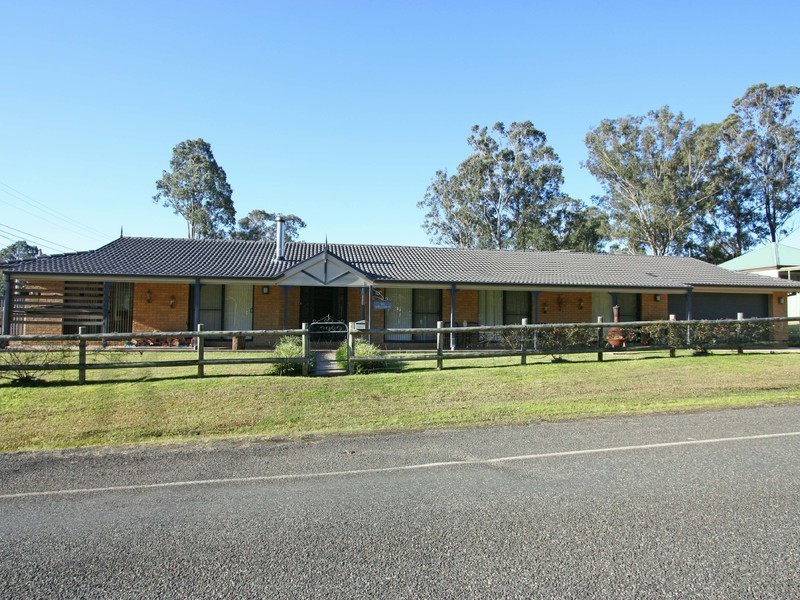 2A William Street, Paxton NSW 2325