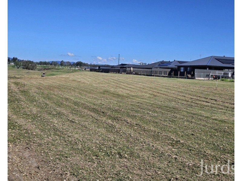 48 Ballyneal Crescent, Heddon Greta NSW 2321
