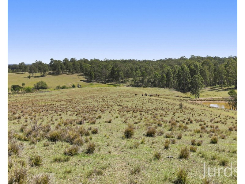 324 Wollong Road, Quorrobolong NSW 2325