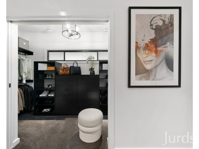 13 Liquid Amber Close, Pokolbin NSW 2320