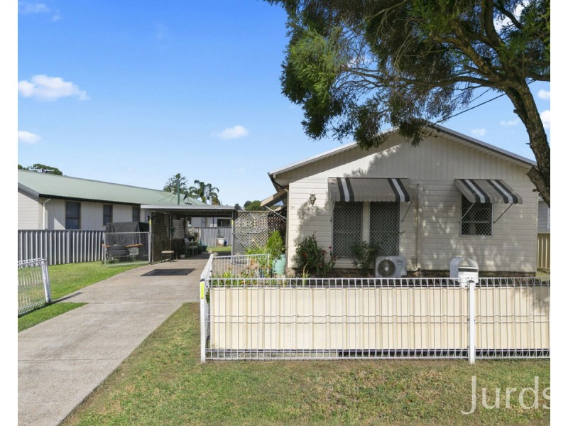 40 Macquarie Avenue, Cessnock NSW 2325