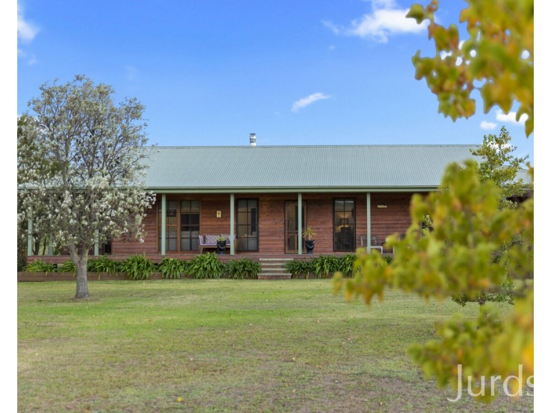 155 Barraba Lane, Quorrobolong NSW 2325