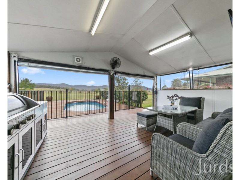 155 Barraba Lane, Quorrobolong NSW 2325