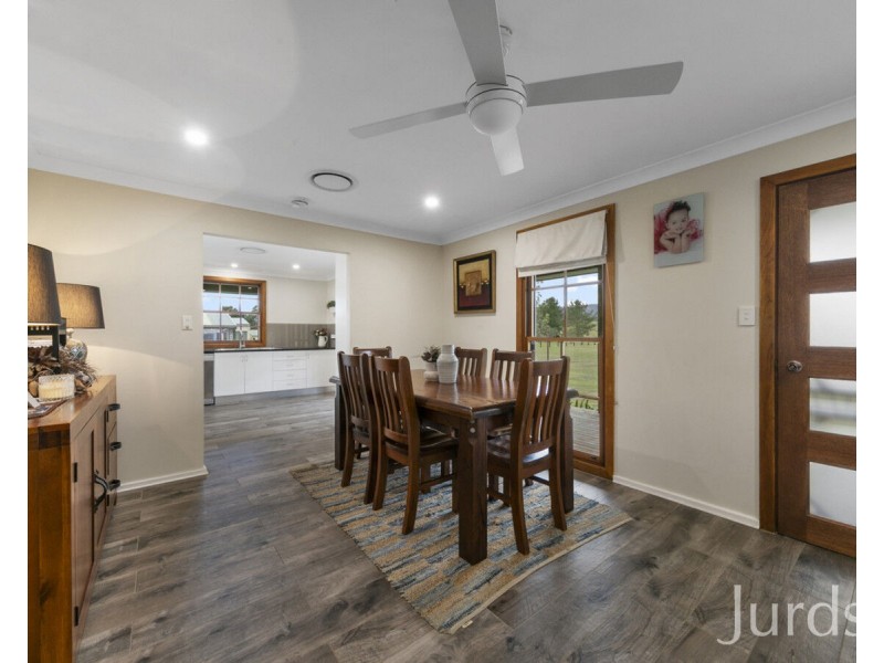 155 Barraba Lane, Quorrobolong NSW 2325