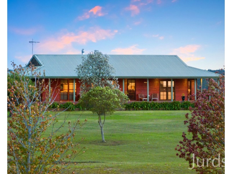 155 Barraba Lane, Quorrobolong NSW 2325