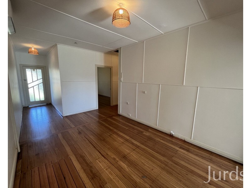2/26 Carroll Avenue, Cessnock NSW 2325