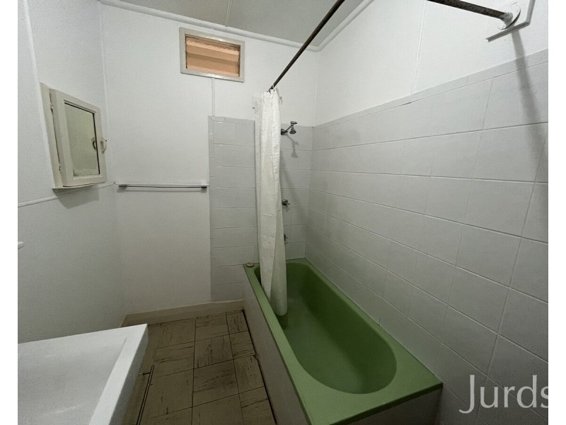 2/26 Carroll Avenue, Cessnock NSW 2325