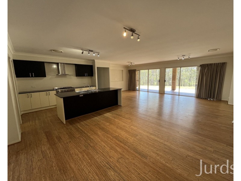 26 The Ballabourneen, Lovedale NSW 2325