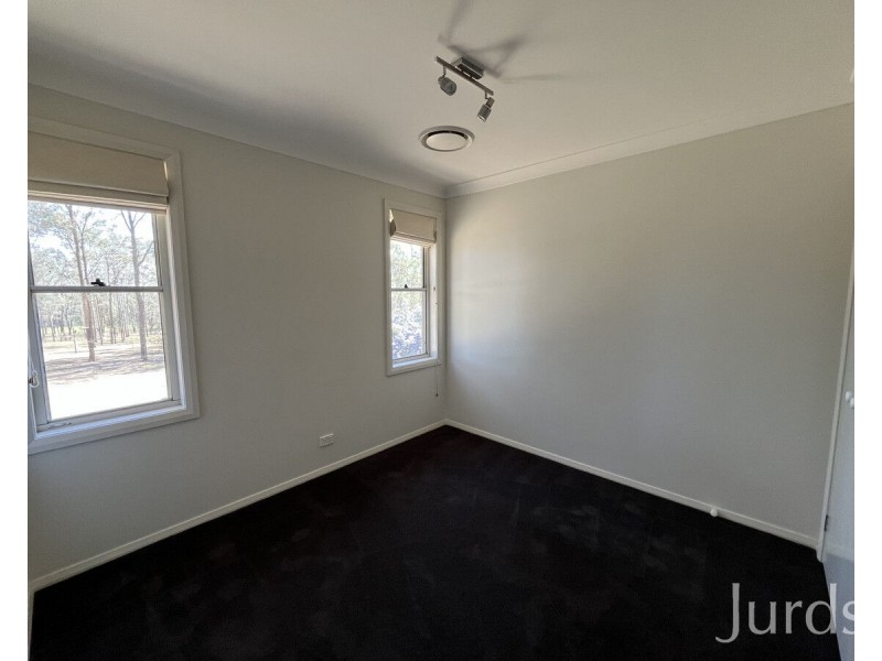 26 The Ballabourneen, Lovedale NSW 2325