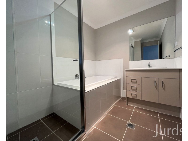 1/17 Wetland View Drive, Cessnock NSW 2325